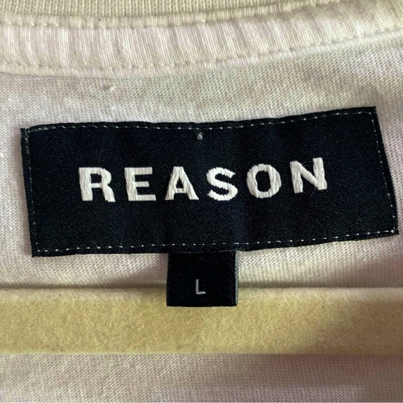 🌟 REASON skull shirt white multi color trip men’s Sz L Skeleton top resort - Picture 4 of 12